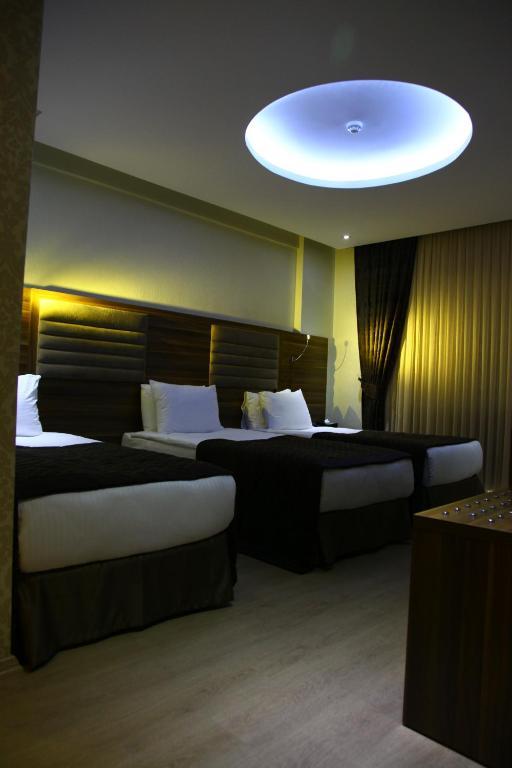 Adanava Hotel חדר תמונה
